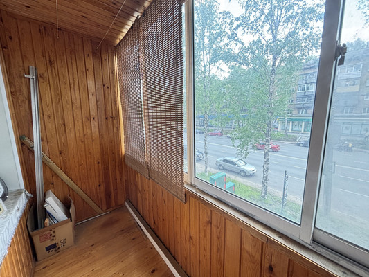 Продам двухкомнатную (2-комн.) квартиру, Коммунистическая ул, 88, Сыктывкар г