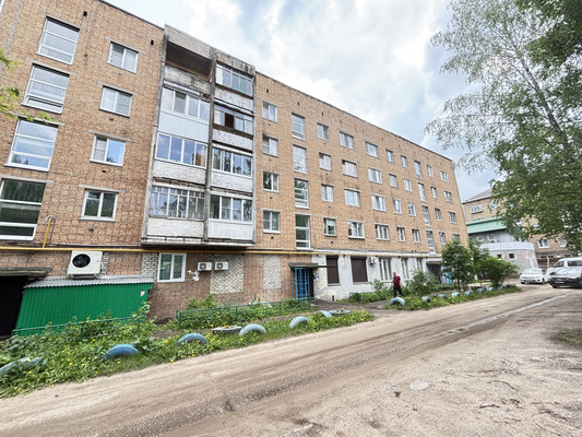 Продам двухкомнатную (2-комн.) квартиру, Коммунистическая ул, 88, Сыктывкар г