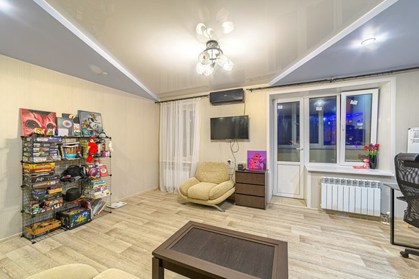 Продам двухкомнатную (2-комн.) квартиру, Мира ул, 36, Пенза г