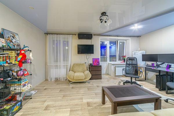 Продам двухкомнатную (2-комн.) квартиру, Мира ул, 36, Пенза г