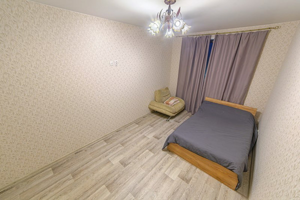 Продам двухкомнатную (2-комн.) квартиру, Мира ул, 36, Пенза г