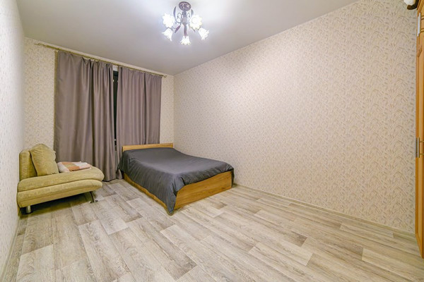 Продам двухкомнатную (2-комн.) квартиру, Мира ул, 36, Пенза г