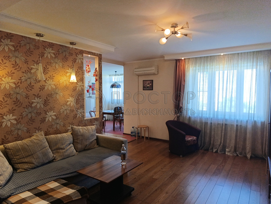 Продам двухкомнатную (2-комн.) квартиру, Сиреневый б-р, 44к1, Москва г