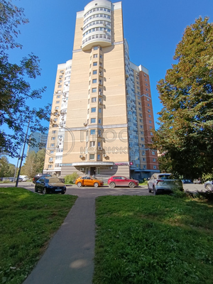 Продам двухкомнатную (2-комн.) квартиру, Сиреневый б-р, 44к1, Москва г