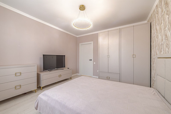 Продам трехкомнатную (3-комн.) квартиру, Ключевая ул, 99, Пенза г