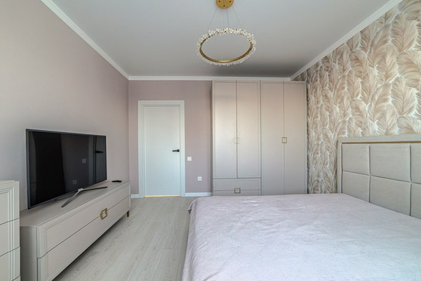 Продам трехкомнатную (3-комн.) квартиру, Ключевая ул, 99, Пенза г