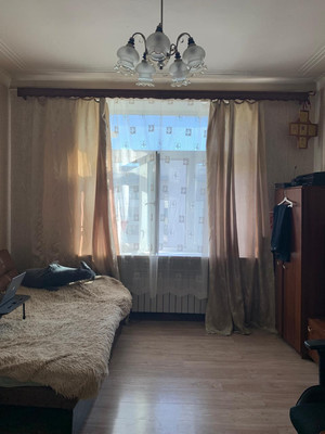 Продам трехкомнатную (3-комн.) квартиру, Преображенская ул, 5/7, Москва г