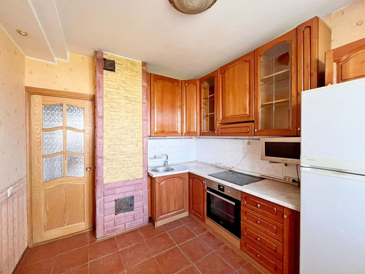 Продам трехкомнатную (3-комн.) квартиру, Шереметьевская ул, 35, Москва г