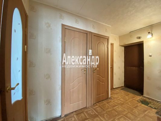 Продам двухкомнатную (2-комн.) квартиру, 2-й Муринский пр-кт, 16, Санкт-Петербург г