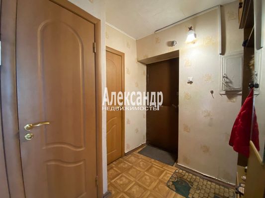 Продам двухкомнатную (2-комн.) квартиру, 2-й Муринский пр-кт, 16, Санкт-Петербург г