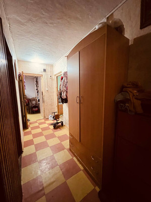 Продам комнату в 3-комн. квартире, Сиреневый б-р, 8, Санкт-Петербург г