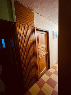 Продам комнату в 3-комн. квартире, Сиреневый б-р, 8, Санкт-Петербург г