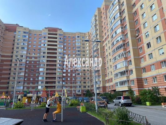 Продам однокомнатную (1-комн.) квартиру, Оптиков ул, 35к1, Санкт-Петербург г