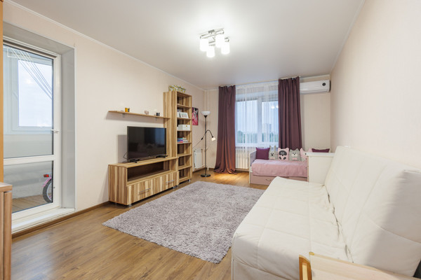 Продам однокомнатную (1-комн.) квартиру, Костычева ул, 86, Брянск г