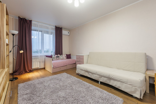 Продам однокомнатную (1-комн.) квартиру, Костычева ул, 86, Брянск г