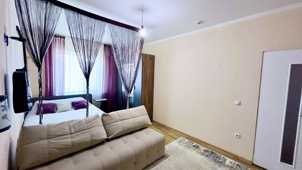 Продам двухкомнатную (2-комн.) квартиру, Бабаевского ул, 1к1, Астрахань г