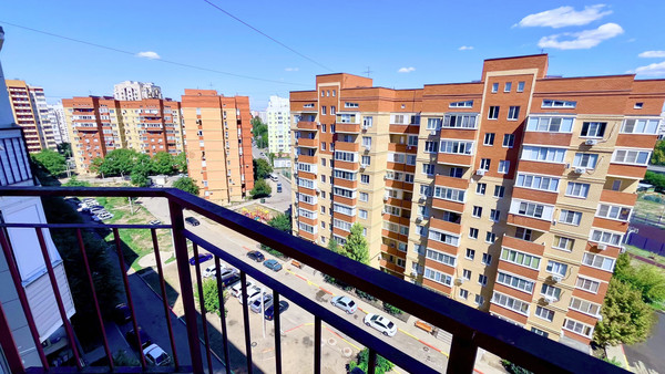 Продам двухкомнатную (2-комн.) квартиру, Бабаевского ул, 1к1, Астрахань г