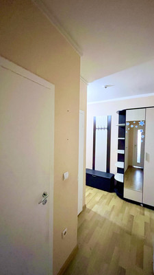 Продам двухкомнатную (2-комн.) квартиру, Бабаевского ул, 1к1, Астрахань г