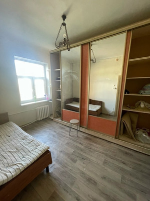 Продам двухкомнатную (2-комн.) квартиру, Чичерина ул, 61, Армавир г