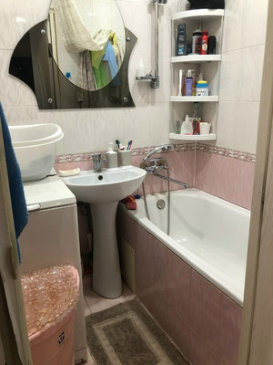 Продам двухкомнатную (2-комн.) квартиру, Новороссийская ул, 94, Армавир г