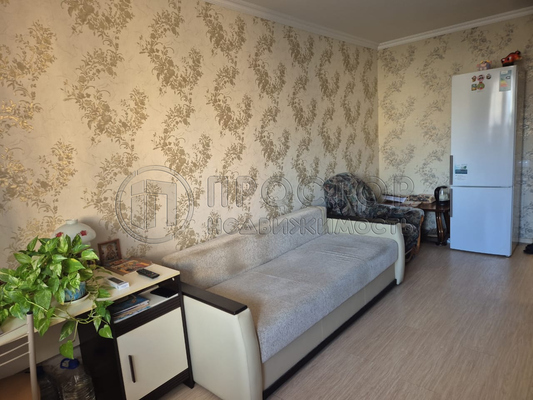 Продам двухкомнатную (2-комн.) квартиру, Лазурная ул, 16, Коммунарка п