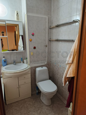 Продам однокомнатную (1-комн.) квартиру, Кантемировская ул, 53к1, Москва г