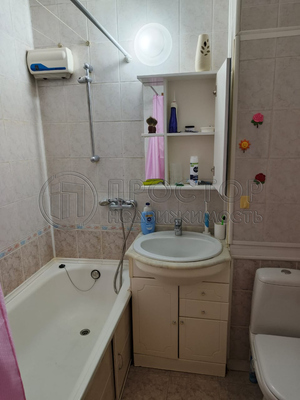 Продам однокомнатную (1-комн.) квартиру, Кантемировская ул, 53к1, Москва г