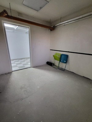 Продам торговое помещение 10,5 м2, Висаитова ул, 10/9, Ростов-на-Дону г