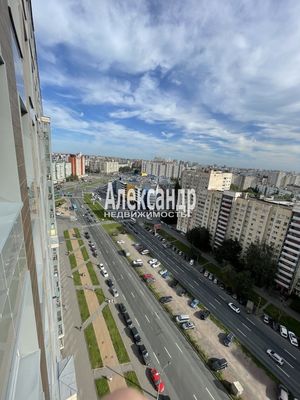 Продам однокомнатную (1-комн.) квартиру, Просвещения пр-кт, 15, Санкт-Петербург г
