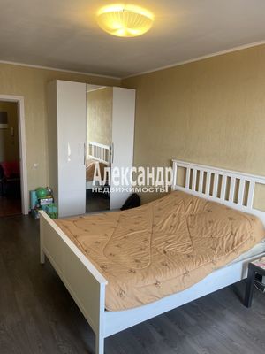 Продам однокомнатную (1-комн.) квартиру, Просвещения пр-кт, 15, Санкт-Петербург г