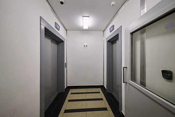 Продам трехкомнатную (3-комн.) квартиру, Красуцкого ул, 3Ак2, Санкт-Петербург г