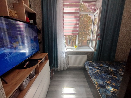 Продам двухкомнатную (2-комн.) квартиру, Октябрьской революции ул, 3, Туапсе г