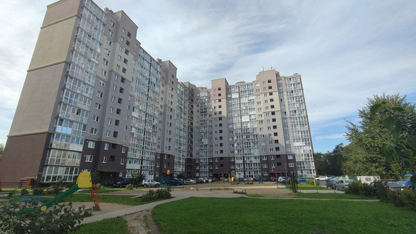 Продам однокомнатную (1-комн.) квартиру, Летняя ул, 72, Калининград г