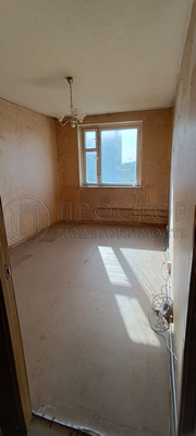 Продам трехкомнатную (3-комн.) квартиру, Инициативная ул, 7к2, Москва г