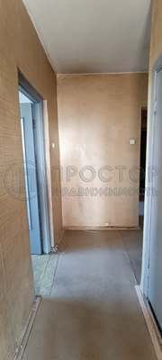 Продам трехкомнатную (3-комн.) квартиру, Инициативная ул, 7к2, Москва г