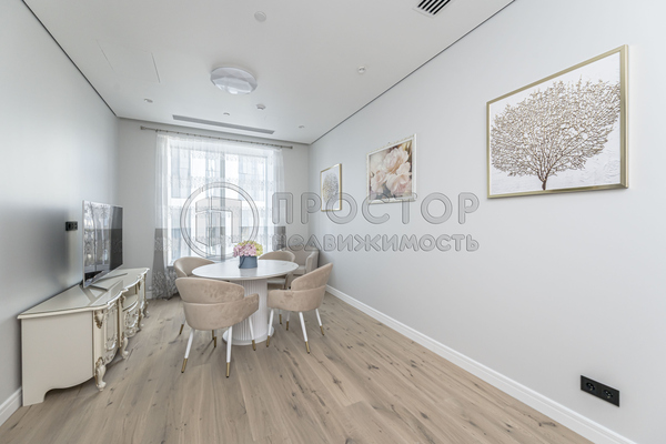 Продам однокомнатную (1-комн.) квартиру, Курского Вокзала пл, 1, Москва г