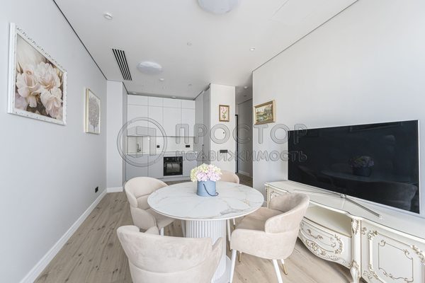 Продам однокомнатную (1-комн.) квартиру, Курского Вокзала пл, 1, Москва г
