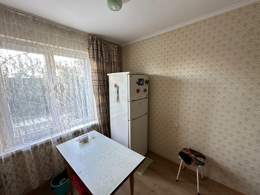 Продам двухкомнатную (2-комн.) квартиру, Мовсисяна ул, 7, Нальчик г
