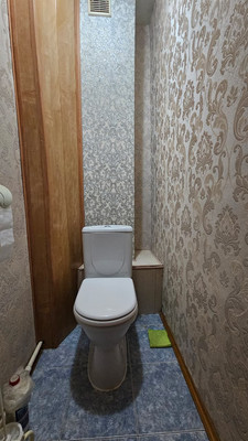 Продам двухкомнатную (2-комн.) квартиру, Мовсисяна ул, 7, Нальчик г