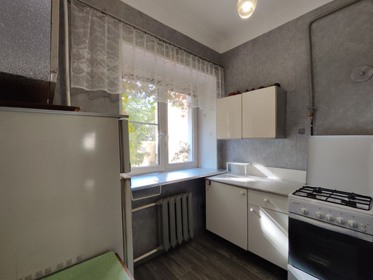 Продам трехкомнатную (3-комн.) квартиру, Ленина ул, 38, Санкт-Петербург г