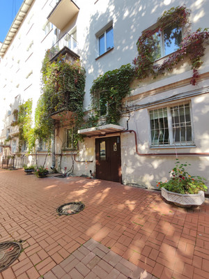 Продам трехкомнатную (3-комн.) квартиру, Ленина ул, 38, Санкт-Петербург г