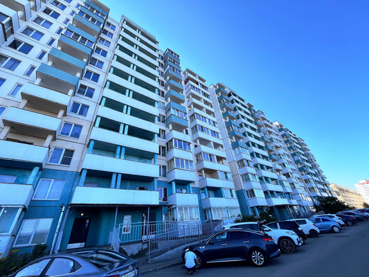 Продам трехкомнатную (3-комн.) квартиру, Московское ш, 284, Шушары п