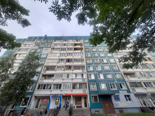 Продам двухкомнатную (2-комн.) квартиру, Тверская ул, 38А, Колпино г