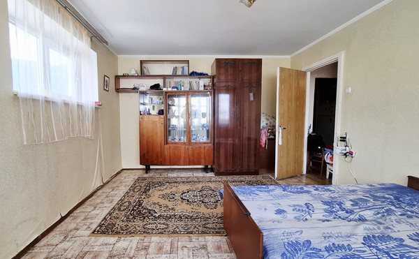 Продам двухкомнатную (2-комн.) квартиру, Стахановская ул, 32, Массандра пгт