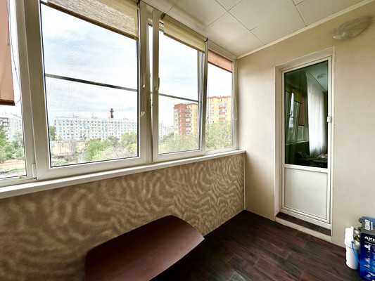 Продам двухкомнатную (2-комн.) квартиру, Ахшарумова ул, 3к1, Астрахань г