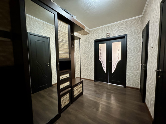 Продам двухкомнатную (2-комн.) квартиру, Ахшарумова ул, 3к1, Астрахань г