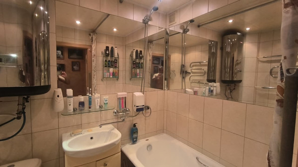 Продам однокомнатную (1-комн.) квартиру, Капитана Копытова ул, 43, Мурманск г