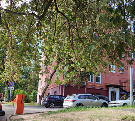 Продам двухкомнатную (2-комн.) квартиру, Весёлая ул, 4, Москва г