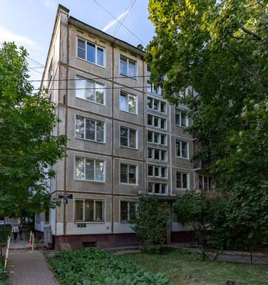 Продам двухкомнатную (2-комн.) квартиру, Бассейная ул, 67А, Санкт-Петербург г