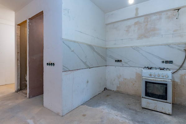 Продам двухкомнатную (2-комн.) квартиру, Бассейная ул, 67А, Санкт-Петербург г